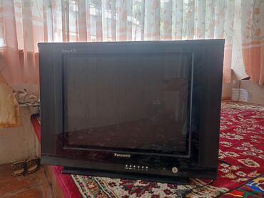 повор на выезд: Телевизор с приставками 
цена 2000сом