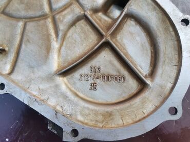 Auto delovi: Dekla radilice prednja Lada 21214i Niva br.2. Polovna očuvana — 12