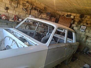 VAZ (LADA) 2111: 1.3 l | 1980 il 180 km Sedan