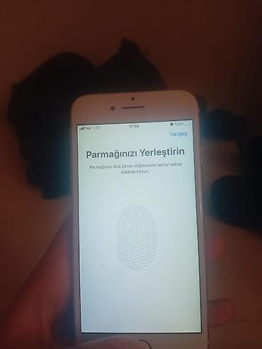 Apple iPhone: IPhone 8, 64 GB, Ağ, Barmaq izi — 6