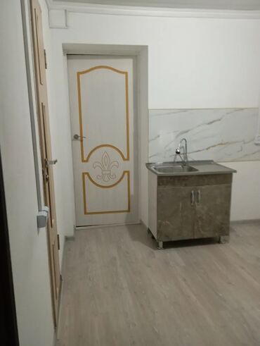 Долгосрочная аренда домов: 25 м², 1 комната, Теплый пол, Бронированные двери, Забор, огорожен