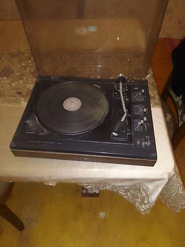 Vinil patefon / turntable – RETR markalı, qapaqlı model - Üst qapaqlı — 4