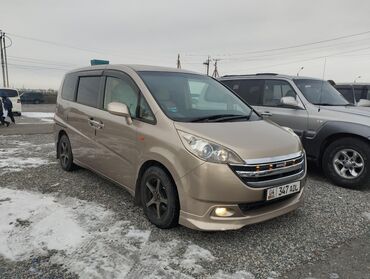 авто шкода: Honda Stepwgn: 2006 г., 2 л, Автомат, Бензин, Минивэн