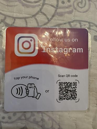 səkil at da: İnstagram izləyici lövhəsi – NFC və QR kodlu - Məhsul: “Follow us on — 1