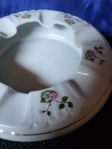 Ostali kućni dekor: Pepeljara, bоја - Bela, Novo na lalafo.rs — 7 Ostali kućni dekor: Pepeljara, bоја - Bela, Novo — 7