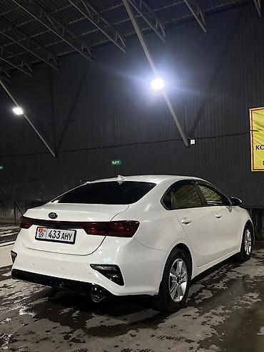 Продажа авто: Kia Cerato: 2019 г., 2 л, Автомат, Бензин, Седан — 7
