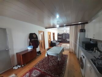 Həyət evləri və villaların satışı: Balaxanı qəs. 4 otaqlı, 200 kv. m, Kredit yoxdur, Orta təmir -da lalafo.az — 14 Həyət evləri və villaların satışı: Balaxanı qəs. 4 otaqlı, 200 kv. m, Kredit yoxdur, Orta təmir — 14