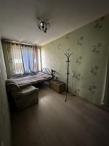 Батирлерди сатуу: 3 бөлмө, 58 м², Москва/ Турусбеков көч. Жеке план, 4 кабат, Эски ремонт — 2
