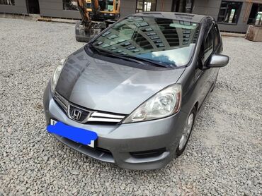 авто в рассрочку в бишкеке без процентов: Honda Fit: 2009 г., 1.5 л, Вариатор, Бензин, Хетчбек