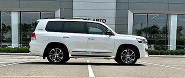 Toyota: Toyota Land Cruiser: 2017 г., 4.6 л, Автомат, Бензин, Внедорожник — 5