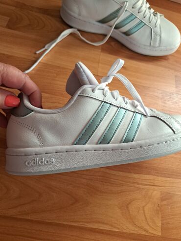 pametni sat sa sim karticom: Adidas, 38, bоја - Bela
