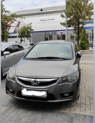 капият: Honda Civic: 2009 г., 1.3 л, Вариатор, Гибрид, Седан