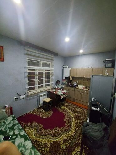 Həyət evləri və villaların satışı: TƏCİLİ Şirvanda ŞOK QİYMƏTƏ 55.000 həyət evi satılır 3 otaqlı 6sot — 7