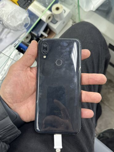 Apple iPhone: Redmi, Redmi 7, Б/у, 32 ГБ