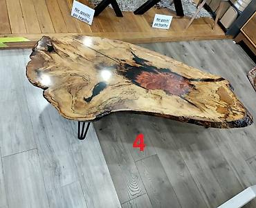 Setovi stolova i stolica: Slika 1-2-3-• Ploča Stola od punog drveta Mazera sa zelenom epoxy — 4