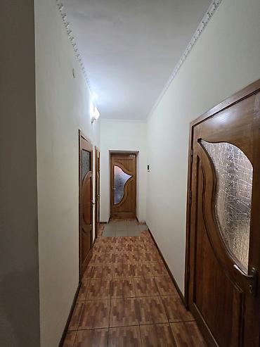 Продажа коттеджей и домов: 6 комнат и более, 207 м², 9 соток, Бишкек, Арча-Бешик ж/м Собственник — 10