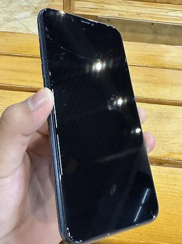 Apple iPhone: IPhone 11 Pro Max, Б/у, 64 ГБ, Matte Midnight Green, 72 % at lalafo.kg — 2 Apple iPhone: IPhone 11 Pro Max, Б/у, 64 ГБ, Matte Midnight Green, 72 % — 2