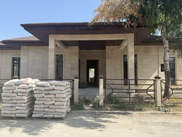 дом в г чолпон ата хутор: Коттедж, 206 м², 4 комнаты, Собственник, ПСО (под самоотделку)