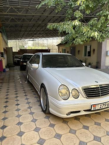 Mercedes-Benz E-Class: 1999 г., 5.5 л, Автомат, Бензин, Седан
