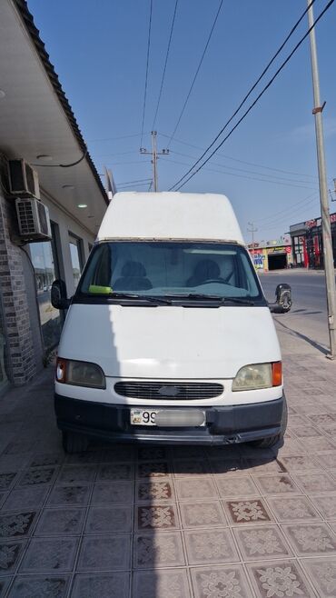 ford transit 2001: Ford Transit: 2.5 l | 1998 il 325000 km Universal