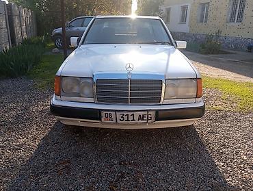 ешка 124: Mercedes-Benz W124: 1989 г., 2.3 л, Механика, Бензин, Седан — 4