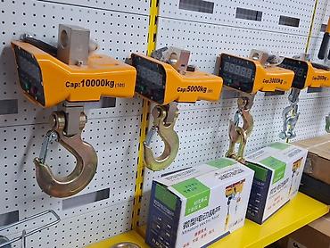 Электронные крановые весы с крюком, грузоподъёмность 3000 кг (3 т)