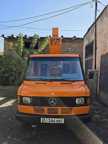 17: Автовышка, Mercedes-Benz, 1994 г., 17 м — 2