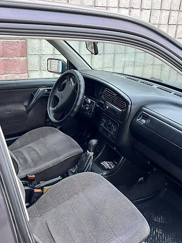 бензобак на жигули: Volkswagen Vento: 1993 г., 1.8 л, Механика, Газ, Седан — 6