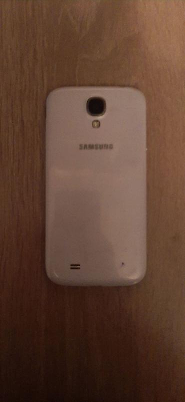 soyuducular 2ci el: Samsung I9500 Galaxy S4, 16 GB, rəng - Ağ, Düyməli, Sensor, İki sim kartlı — 4