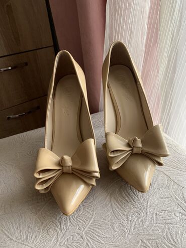 elegantne cipele stikla: Salonke, 37