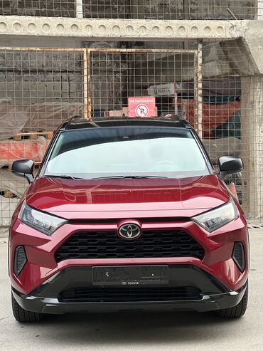 Toyota: Toyota RAV4: 2019 г., 2.5 л, Автомат, Бензин, Кроссовер