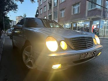 mercedes e220 cdi: Mercedes-Benz E 220: 2.2 l | 2000 il Sedan — 4