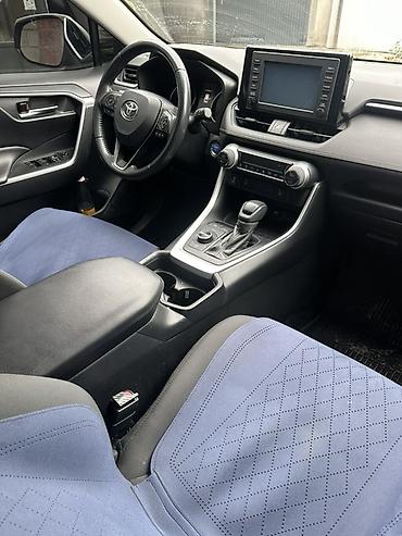 Toyota: Toyota RAV4: 2019 г., 2.5 л, Автомат, Гибрид, Кроссовер — 9