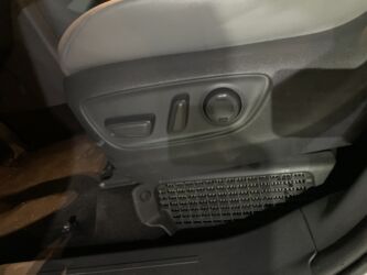 Toyota: Toyota Sienna: 2021 г., 2.5 л, Автомат, Гибрид, Минивэн — 8