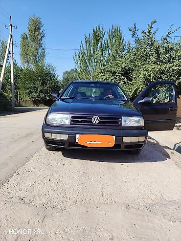 Продажа авто: Volkswagen Vento: 1993 г., Механика, Бензин, Седан — 5
