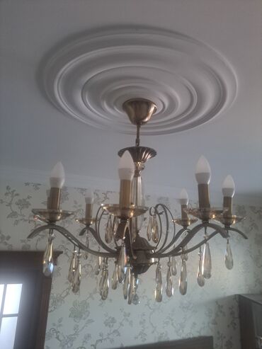 İnformatika: Çılçıraq, 8 lampa, Şüşə