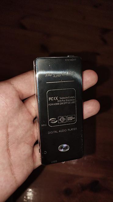 telfer nədir: Mahnı, video, səs yazmaq, oyun və bir neçə funksiyası var 4 gb yaddaş — 2