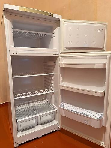 Soyuducular: İşlənmiş 2 qapılı Indesit Soyuducu Satılır, rəng - Ağ — 2