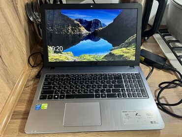 asus zenbook 14: Ноутбук, Asus, 4 ГБ ОЗУ, Intel Core i3, 15.6 ", Б/у, Для несложных задач