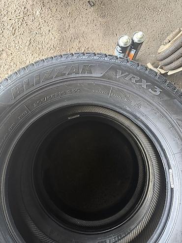 20565: Пара шин Bridgestone Blizzak VRX2 - Размер: 205/65 R16 - Индекс — 5