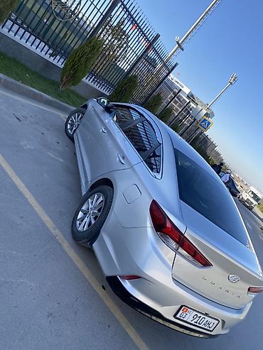 sorento 3: Hyundai Sonata: 2020 г., 2 л, Автомат, Газ, Седан — 5
