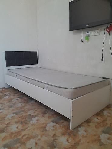ikinci əl yatağ: İşlənmiş, Təknəfərlik çarpayı, Bazasız, Matras ilə, Siyirməsiz — 2