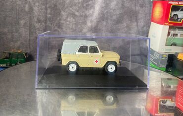 Avtomobil modelləri: 1977 il, 1:43, Dəmir, Ödənişli çatdırılma — 8