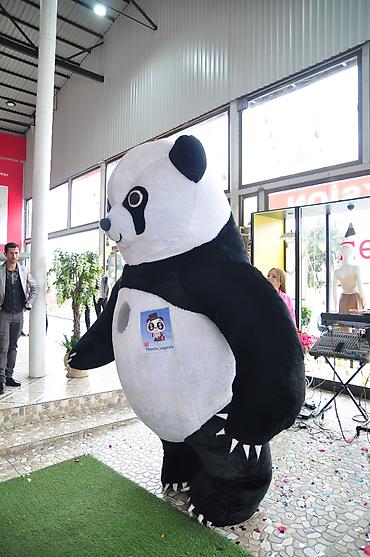 Animatorlar: Panda maskot Satilir 3 metr panda üzərində 2 batarya və charger — 2