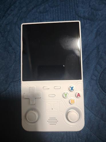 аренда playstation 4: Daşınan retro oyun konsolu Xüsusiyyətlər: - Kompakt, əl boyda korpus — 1