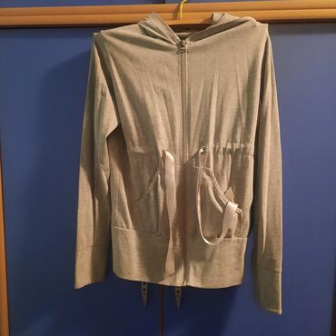 Ostala ženska odeća: Vel S i M
komad 100 din ili sve za 1000 din — 5