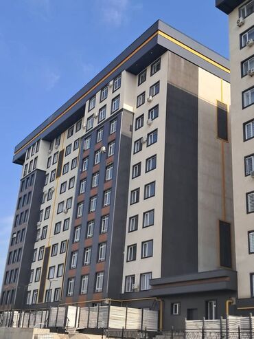 квартира с подселением для семейных: 2 бөлмө, 71 кв. м, Элитка, 7 кабат, ПСО (өзү оңдоп түзөтүп бүтүү үчүн)