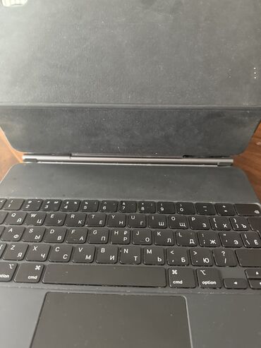 Apple iPad: İşlənmiş Apple iPad Pro 12.9 (2021), 12,9", 1 TB, Ödənişli çatdırılma, Ünvandan götürmə — 8