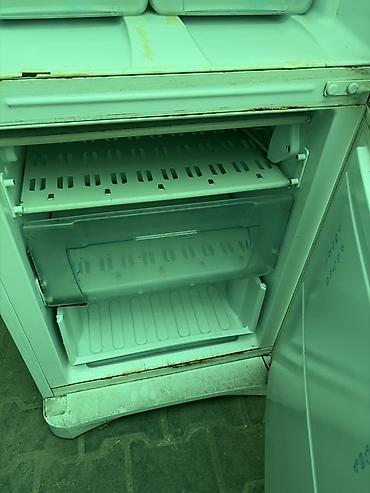 заправка холодильник: Холодильник Indesit, двухкамерный, с нижней морозильной — 1