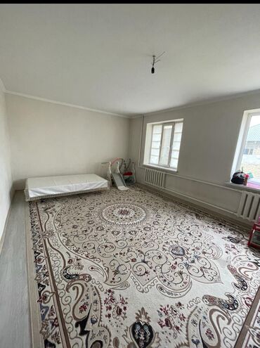 Продажа комнат: Продается просторный двух этажный дом. Район Дордой Тендик 5.5 сотых — 3